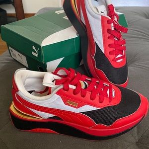 Barely worn Puma Cruise Rider AS women’s size 7